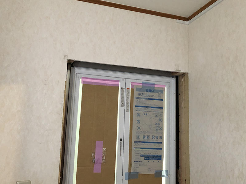 お風呂リフォーム施工中　入口枠を補修してきます｜滋賀でリフォームするなら匠工房