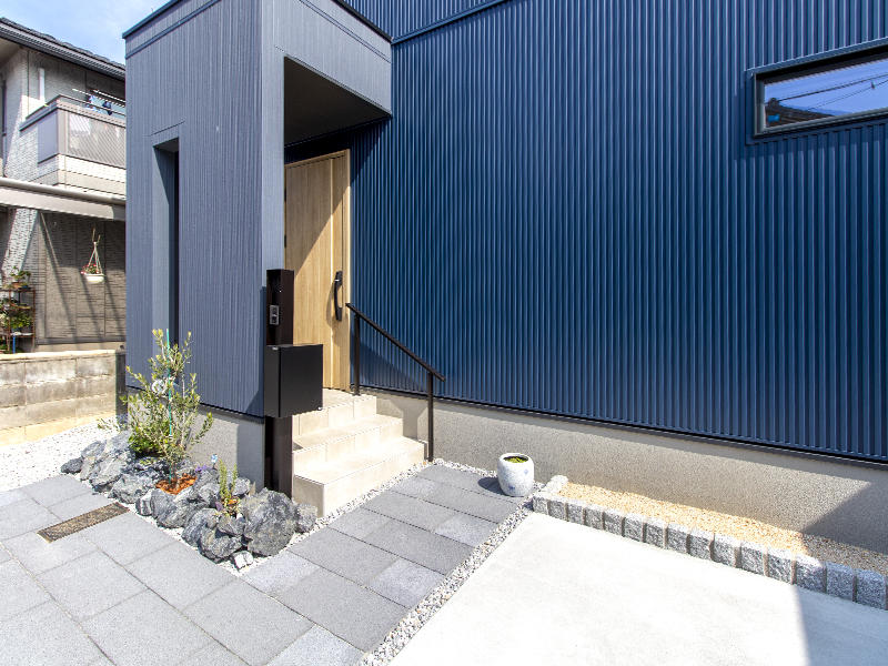 注文住宅新築事例 アプローチ|滋賀で家を建てるなら匠工房