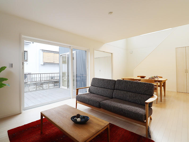 新築ゼロキューブ完成　リビング・ダイニング｜滋賀で家を建てるなら匠工房