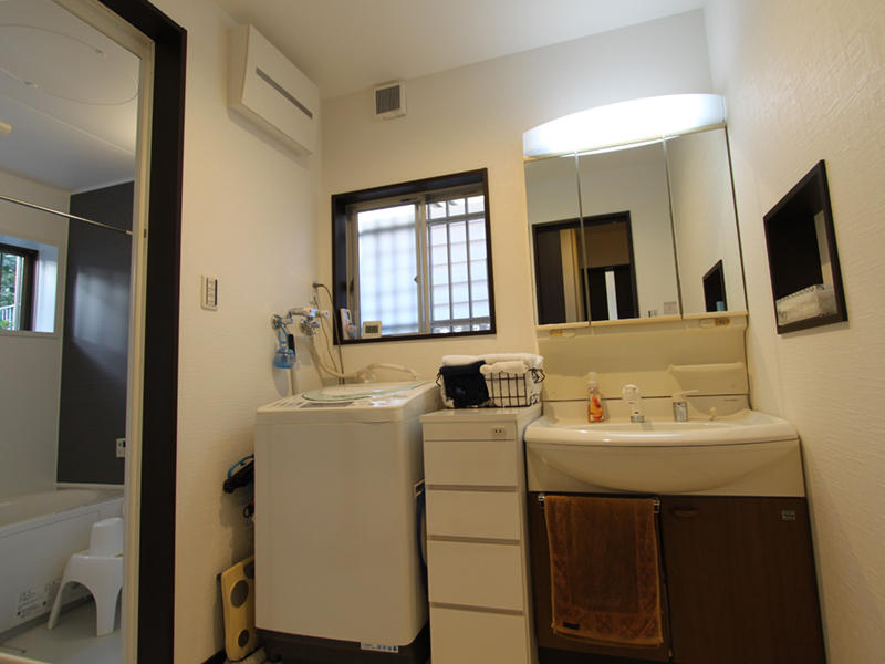 トイレ　内装　改装　滋賀