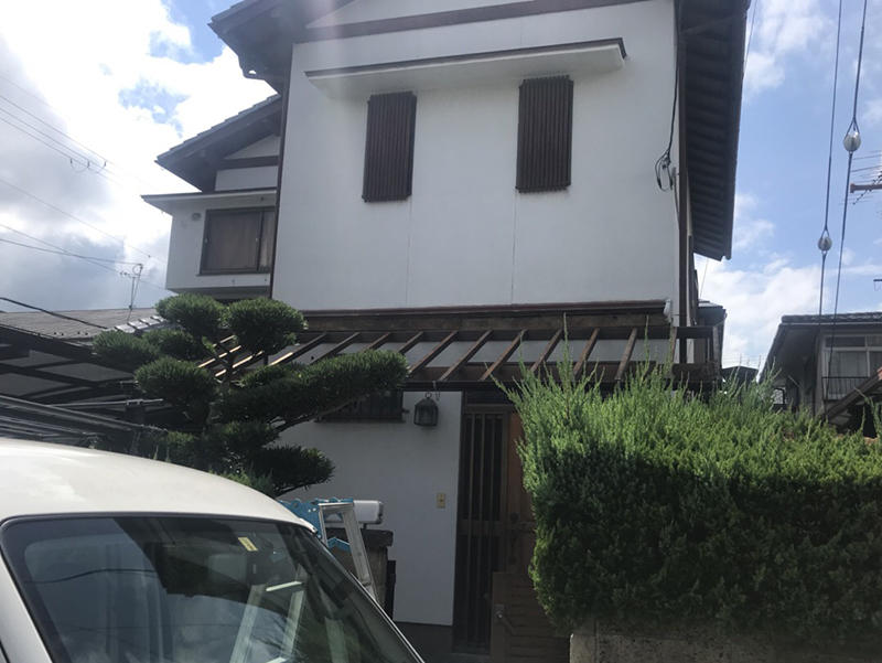 屋根リフォーム施工中　屋根をおろしました｜滋賀でリフォームするなら匠工房