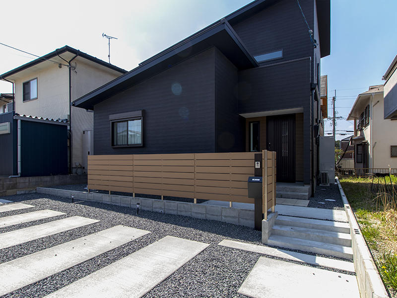 注文住宅新築事例 アプローチ|滋賀で家を建てるなら匠工房