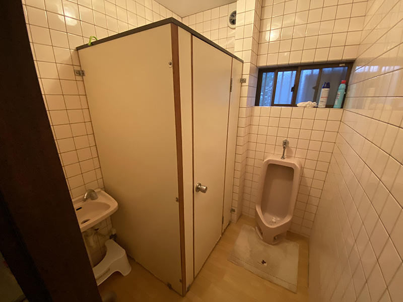 トイレリフォーム施工前　トイレ｜滋賀でリフォームするなら匠工房