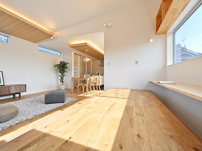 注文住宅新築完成　リビングに段差を｜滋賀で家を建てるなら匠工房