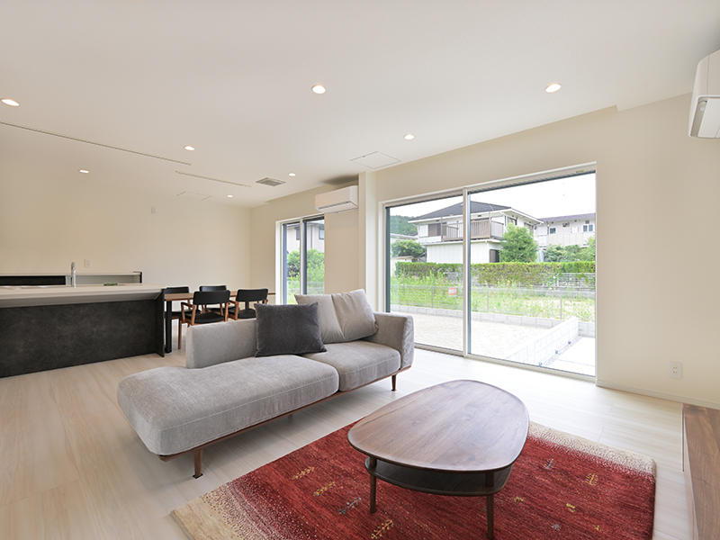 新築注文住宅完成 リビングルーム|滋賀で家を建てるなら匠工房