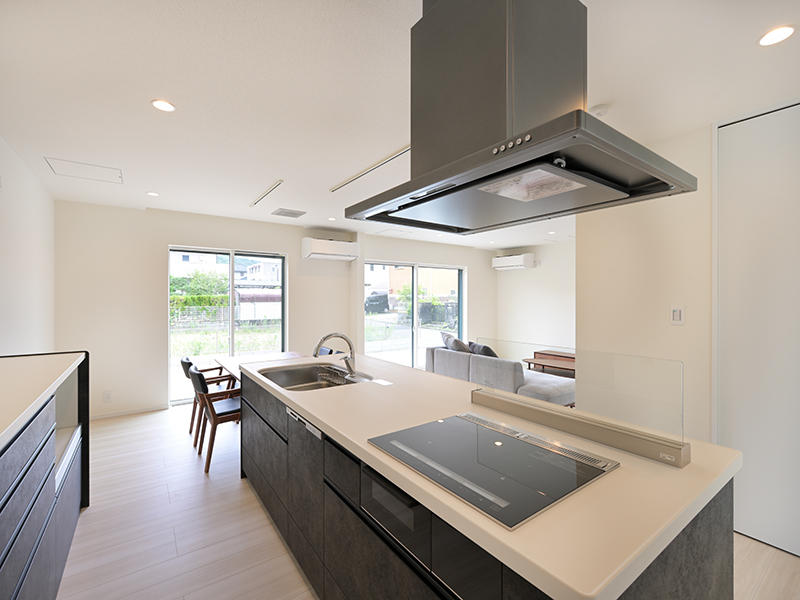 新築注文住宅完成 アイランドキッチン|滋賀で家を建てるなら匠工房