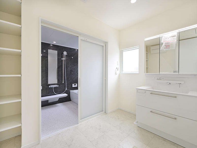 新築注文住宅完成 洗面脱衣室|滋賀で家を建てるなら匠工房