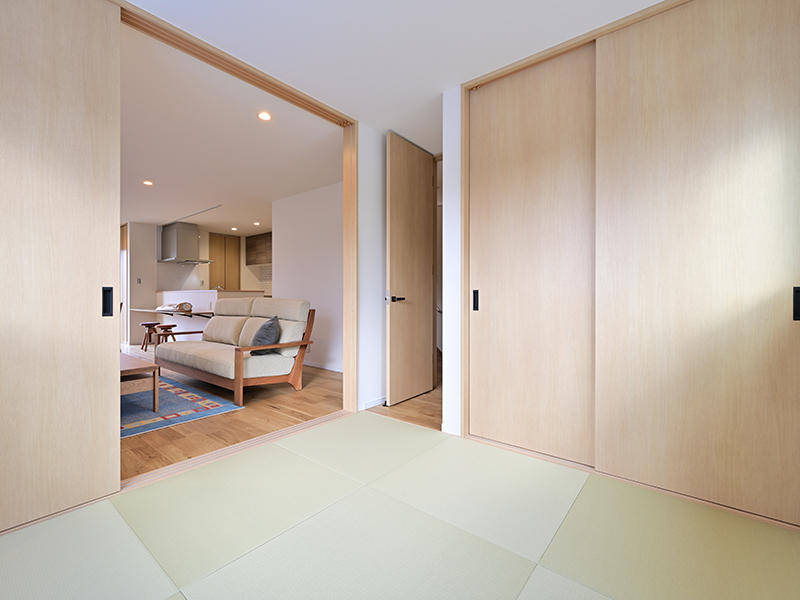 注文住宅新築完成　リビング横に和室を｜滋賀で家を建てるなら匠工房