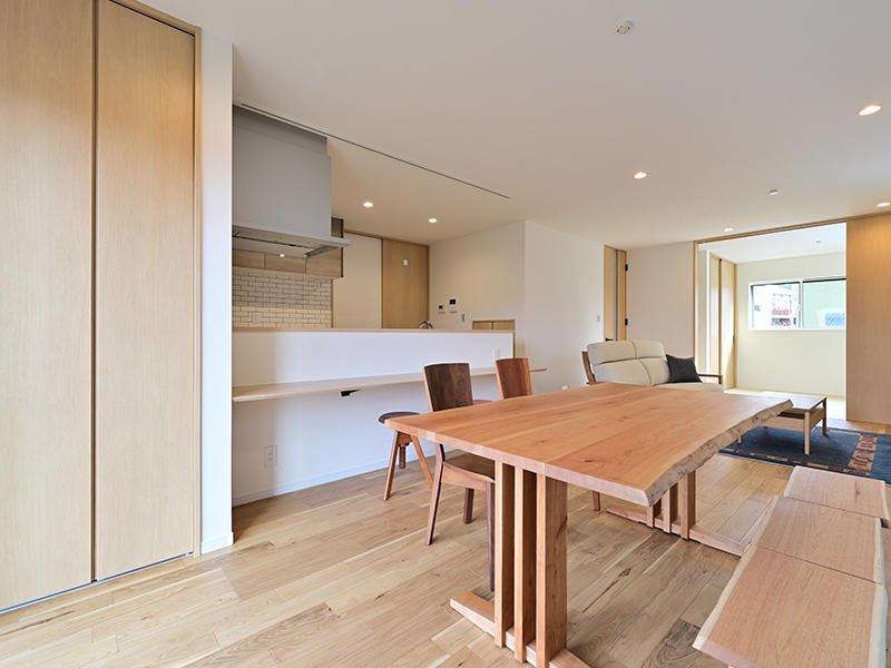 注文住宅新築完成　リビング・ダイニング｜滋賀で家を建てるなら匠工房