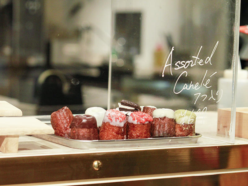 MOON&BACK 阪急オアシス神戸三宮店様飲食店 ガラスのショーケース|滋賀や京都で店舗リフォームなら匠工房