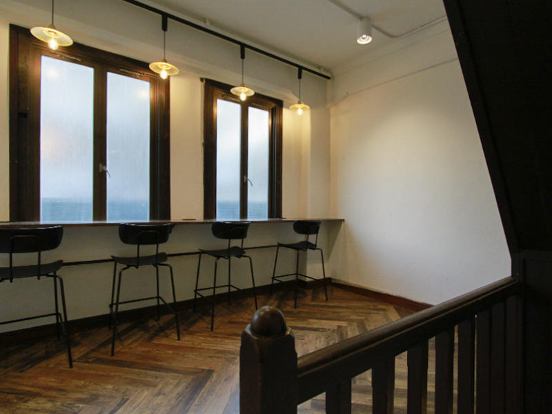 MARUMARU 雲の茶 四条高島屋前店様様飲食店　レトロ×モダン｜滋賀や京都で店舗リフォームなら匠工房