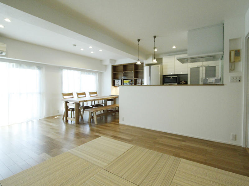 リビング　ダイニング　キッチン　LDK