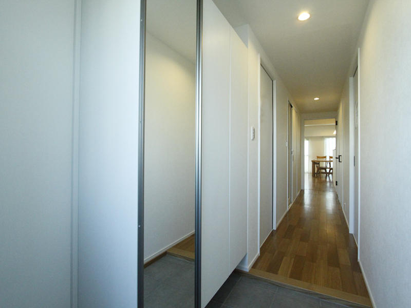 玄関　収納　大容量　内装