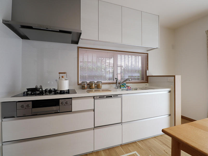 新築フォーセンス完成　システムキッチン｜滋賀で家を建てるなら匠工房