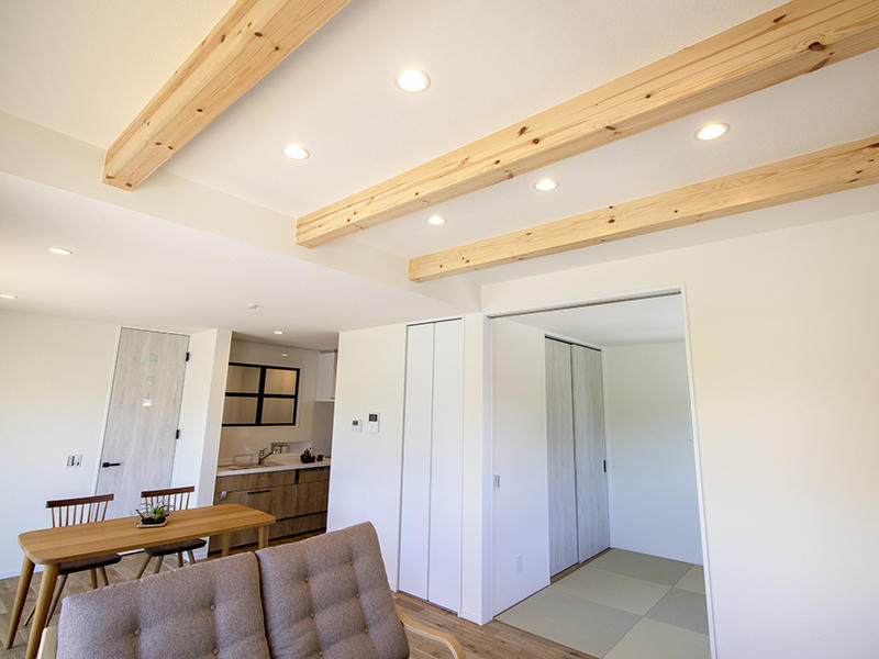 新築注文住宅完成　梁見せ｜滋賀で家を建てるなら匠工房