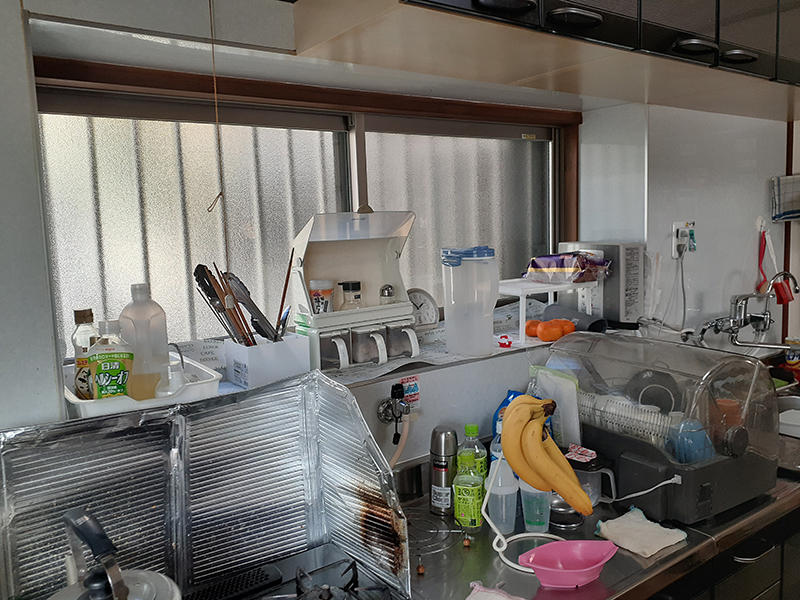 キッチンリフォーム施工前　出窓｜滋賀でリフォームするなら匠工房