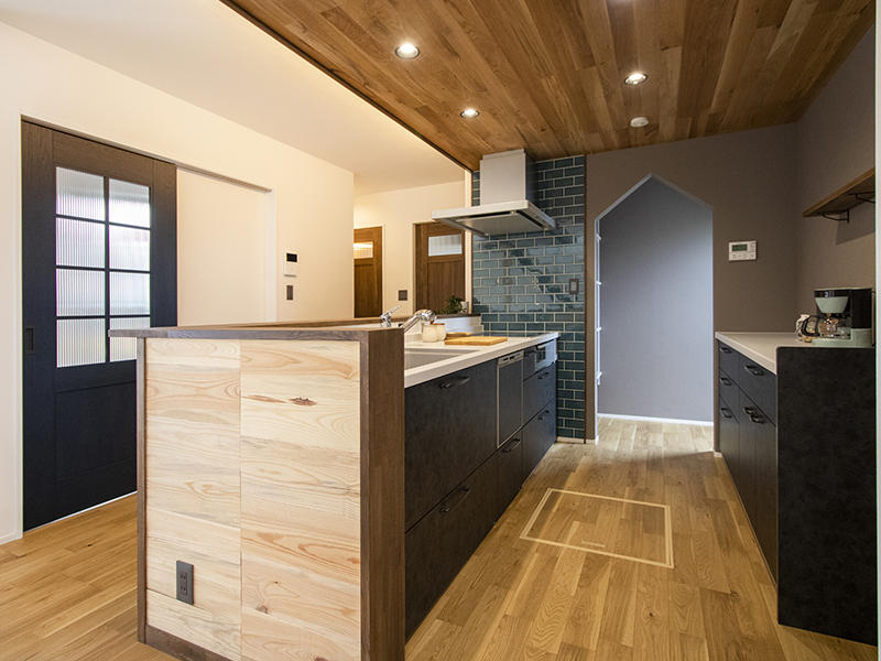 新築注文住宅完成　システムキッチン｜滋賀で家を建てるなら匠工房