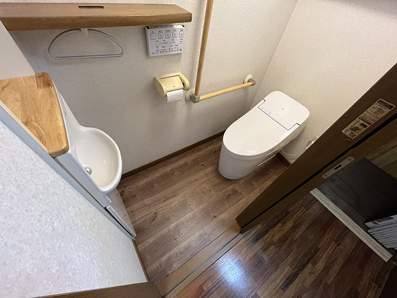 トイレリフォーム完成　トイレ　TOTO　GG3｜滋賀でリフォームするなら匠工房