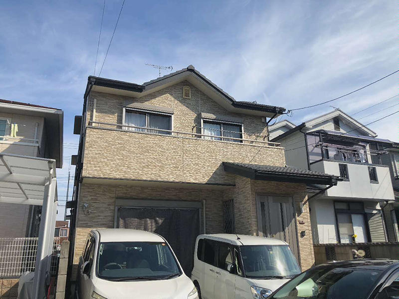 外壁塗装リフォーム施工前　外観｜滋賀でリフォームするなら匠工房