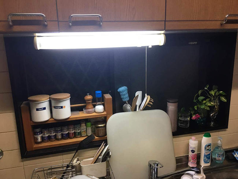 施工前　キッチン前の窓