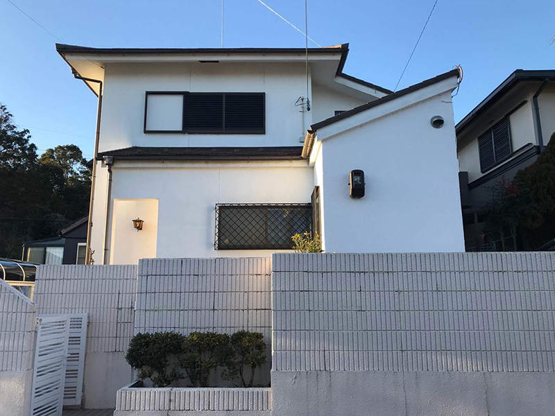 施工前　外壁とよう壁