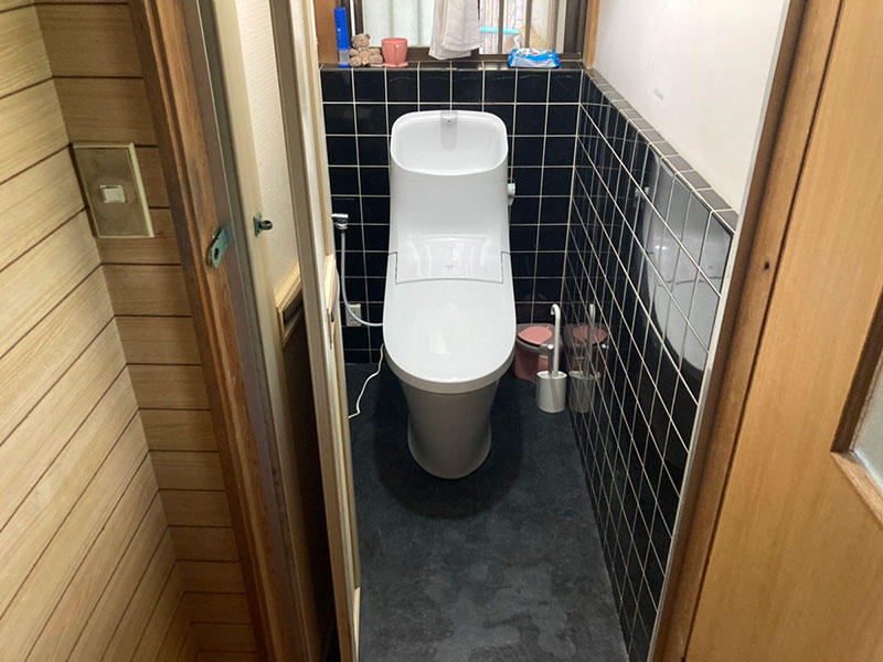 トイレリフォーム完成　トイレ（一体型）｜滋賀でリフォームするなら匠工房