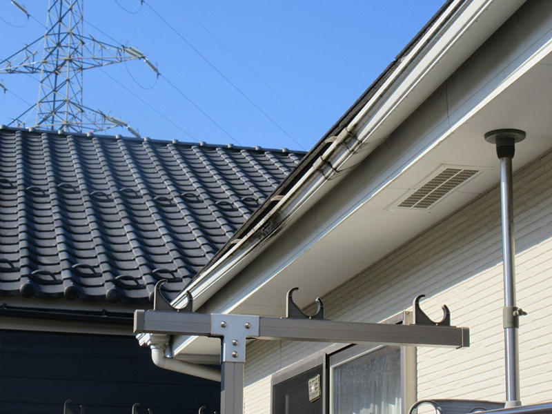 雨樋リフォーム施工前　雨樋曲がり｜滋賀でリフォームするなら匠工房