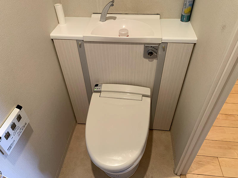 マンションリフォーム施工前　トイレ｜滋賀でリフォームするなら匠工房