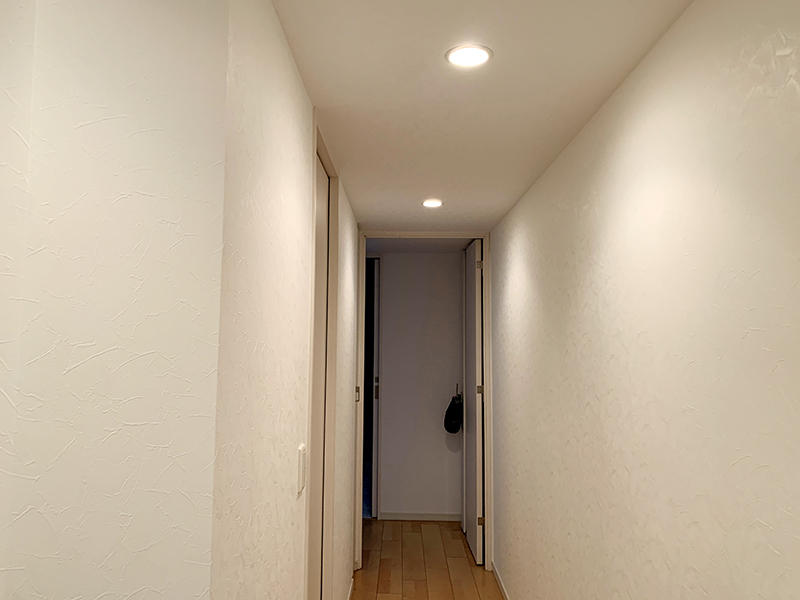マンションリフォーム完成　廊下クロス｜滋賀でリフォームするなら匠工房