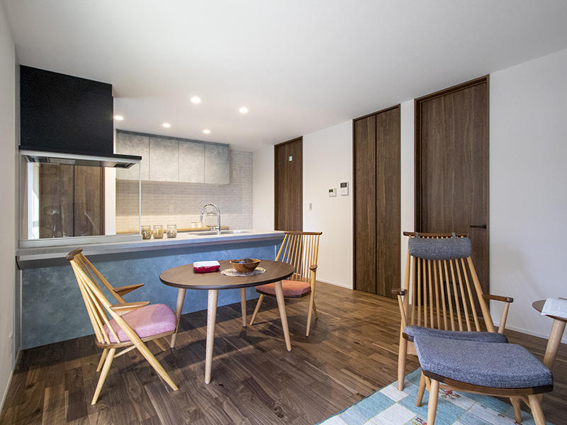 注文住宅新築完成　対面キッチン｜滋賀で家を建てるなら匠工房