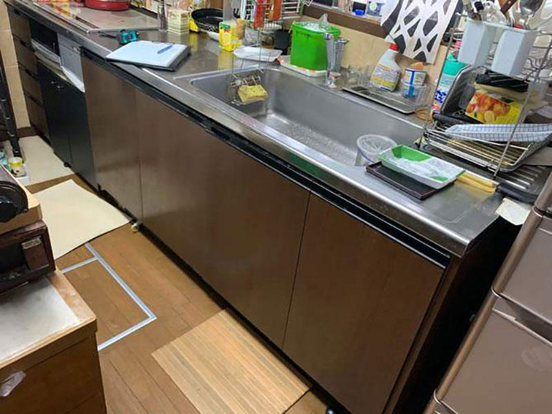 キッチンリフォーム施工前 キッチン下台|滋賀でリフォームするなら匠工房