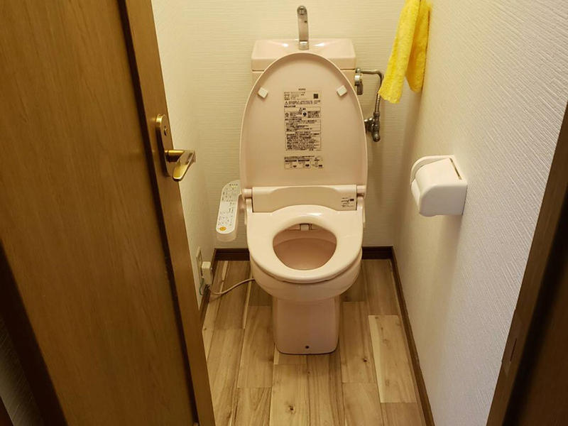 トイレリフォーム完成　トイレはそのまま｜滋賀でリフォームするなら匠工房