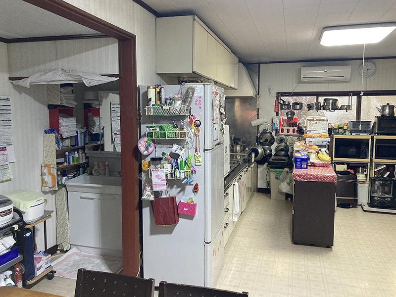 キッチンリフォーム施工前　洗面スペース｜滋賀でリフォームするなら匠工房