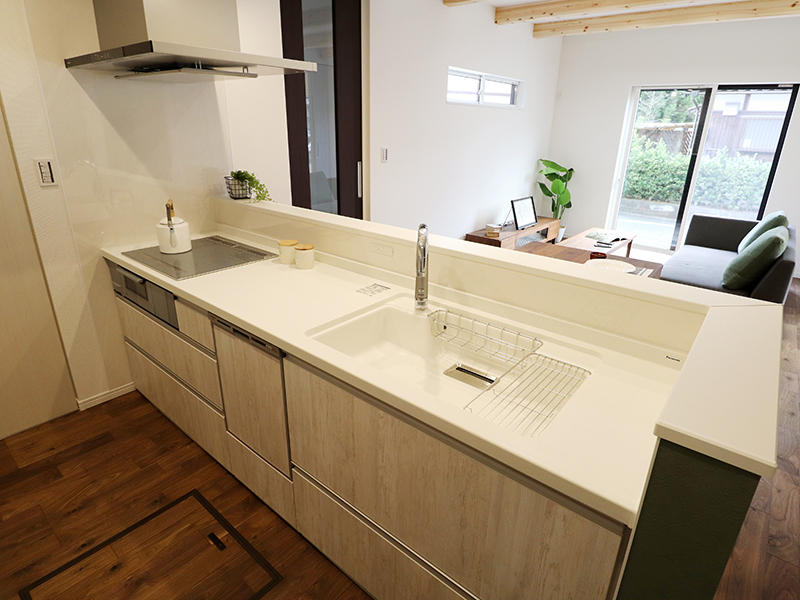 新築フォーセンス完成　システムキッチン｜滋賀で家を建てるなら匠工房