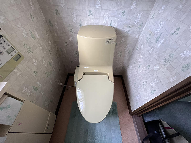 トイレリフォーム施工前　トイレ（分離型）｜滋賀でリフォームするなら匠工房