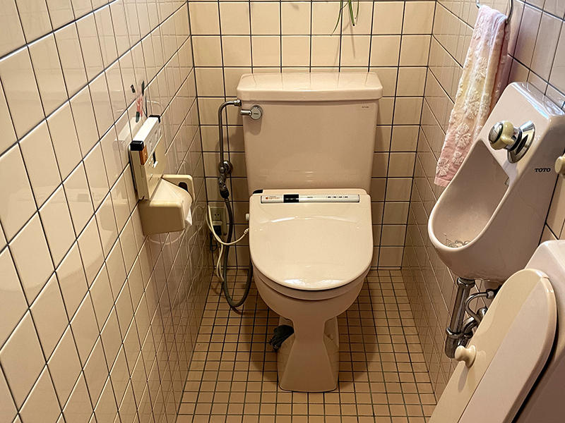 トイレリフォーム施工前　トイレ　分離型トイレ｜滋賀でリフォームするなら匠工房