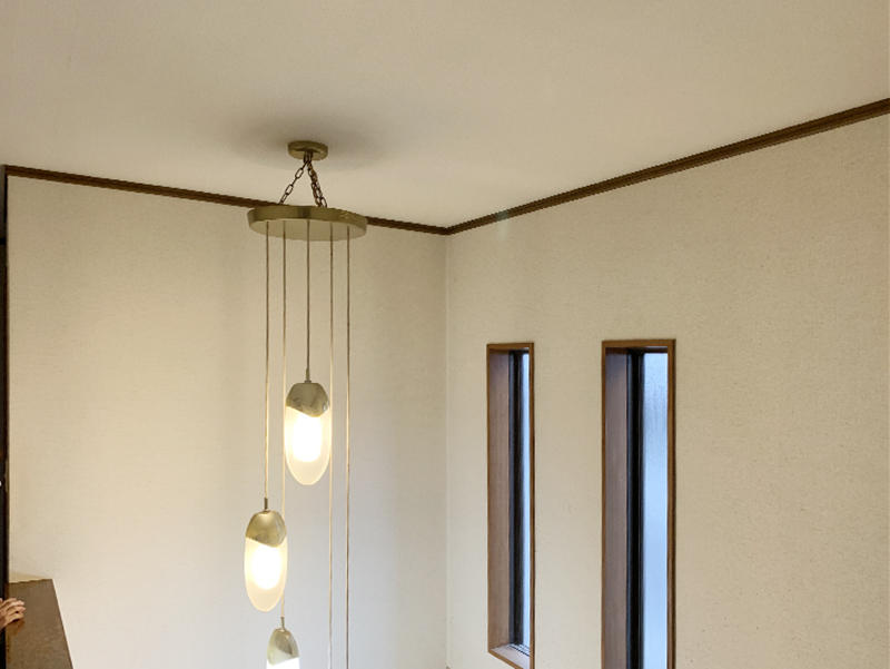 クロスリフォーム施工前　階段吹き抜け｜滋賀でリフォームするなら匠工房