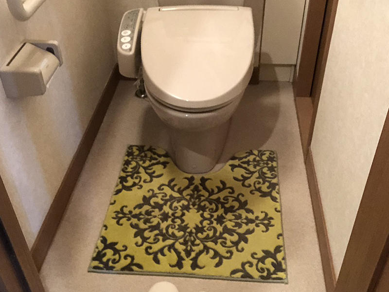 トイレ内装施工前