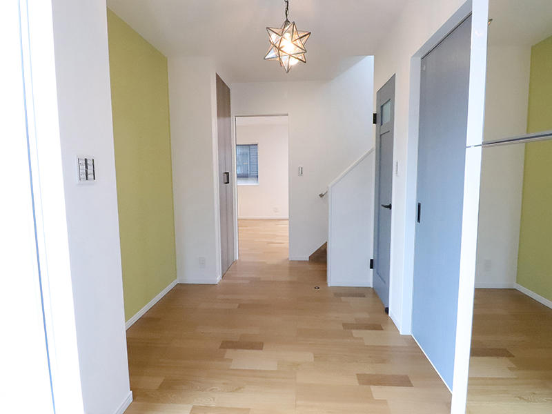 フォーセンス新築完成　アクセントクロス｜滋賀で家を建てるなら匠工房