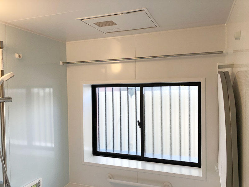 お風呂リフォーム完成　浴室窓｜滋賀でリフォームするなら匠工房