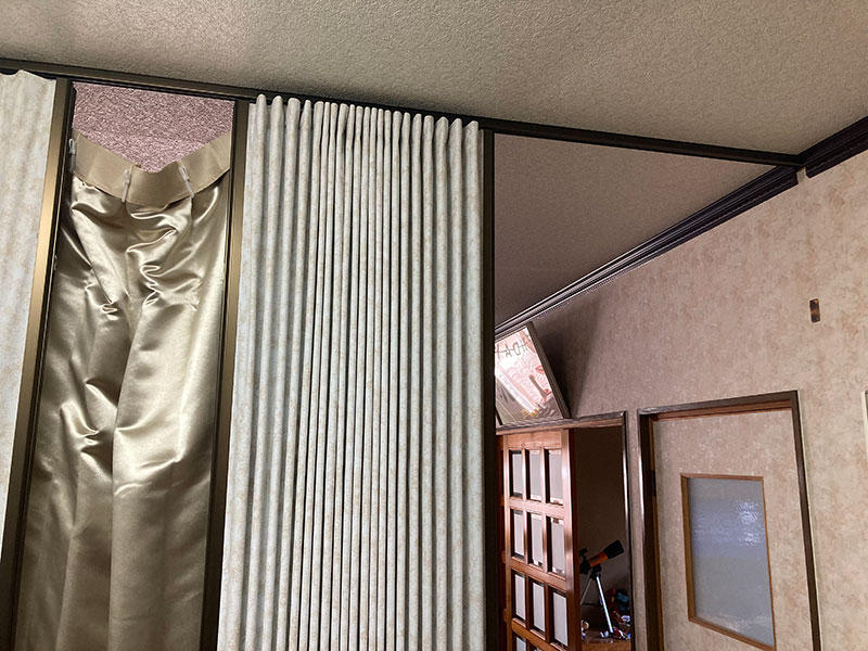 アコーディオンカーテンリフォーム施工前　アコーディオンカーテン｜滋賀でリフォームするなら匠工房