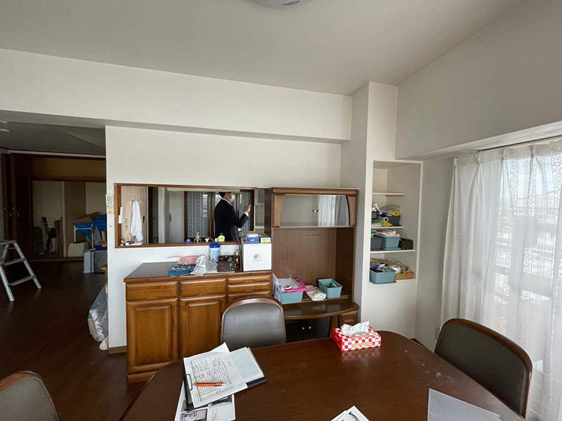 マンションリフォーム施工前 LDK|滋賀でリフォームするなら匠工房