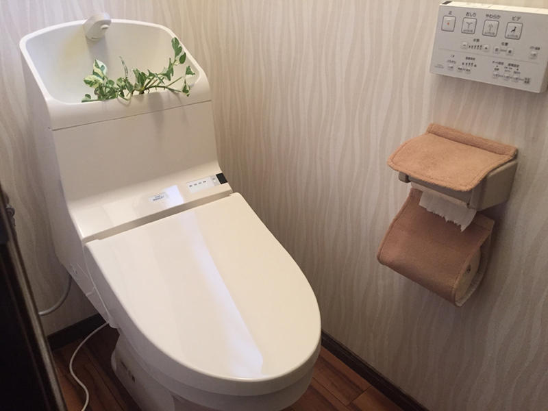 TOTOの一体型トイレHVを取り付けました！.JPG