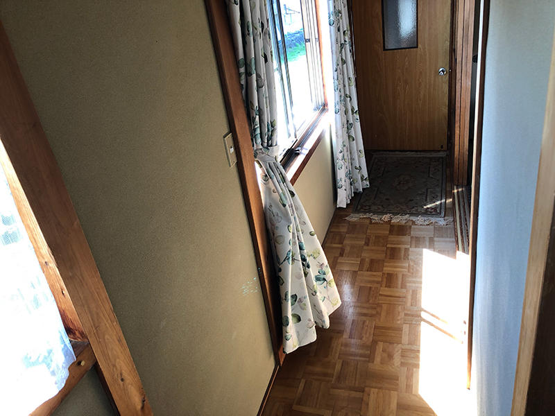 建具リフォーム施工前　ろうか｜滋賀でリフォームするなら匠工房