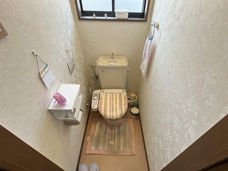 トイレリフォーム施工前　トイレ（分離型）｜滋賀でリフォームするなら匠工房