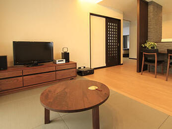 「断捨離」で心地良い大人のくつろぎ空間