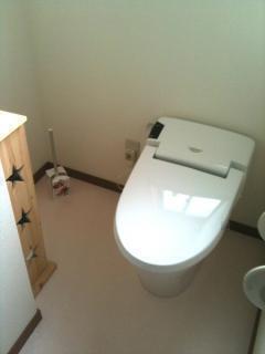 空間を生かしたトイレ