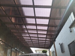 舞い降りたポリカ