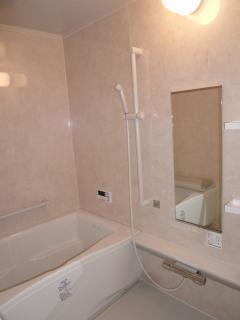 広く明るくあたたかく