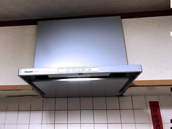 お掃除しやすいレンジフードへ！